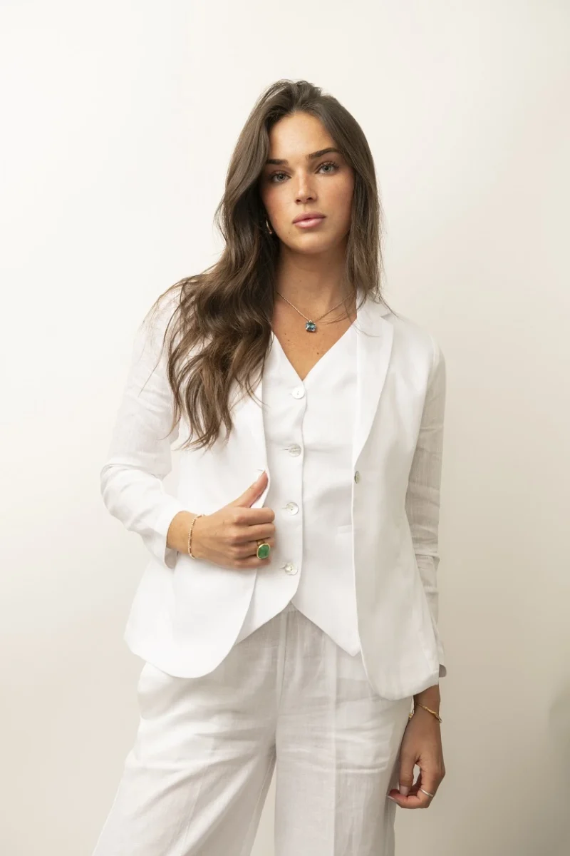 MODEL ECOMM_0406_04