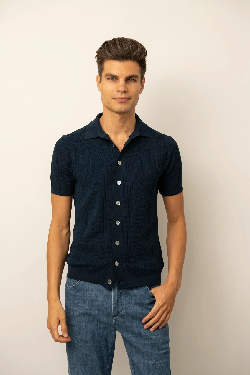 MODEL ECOMM_0406_116
